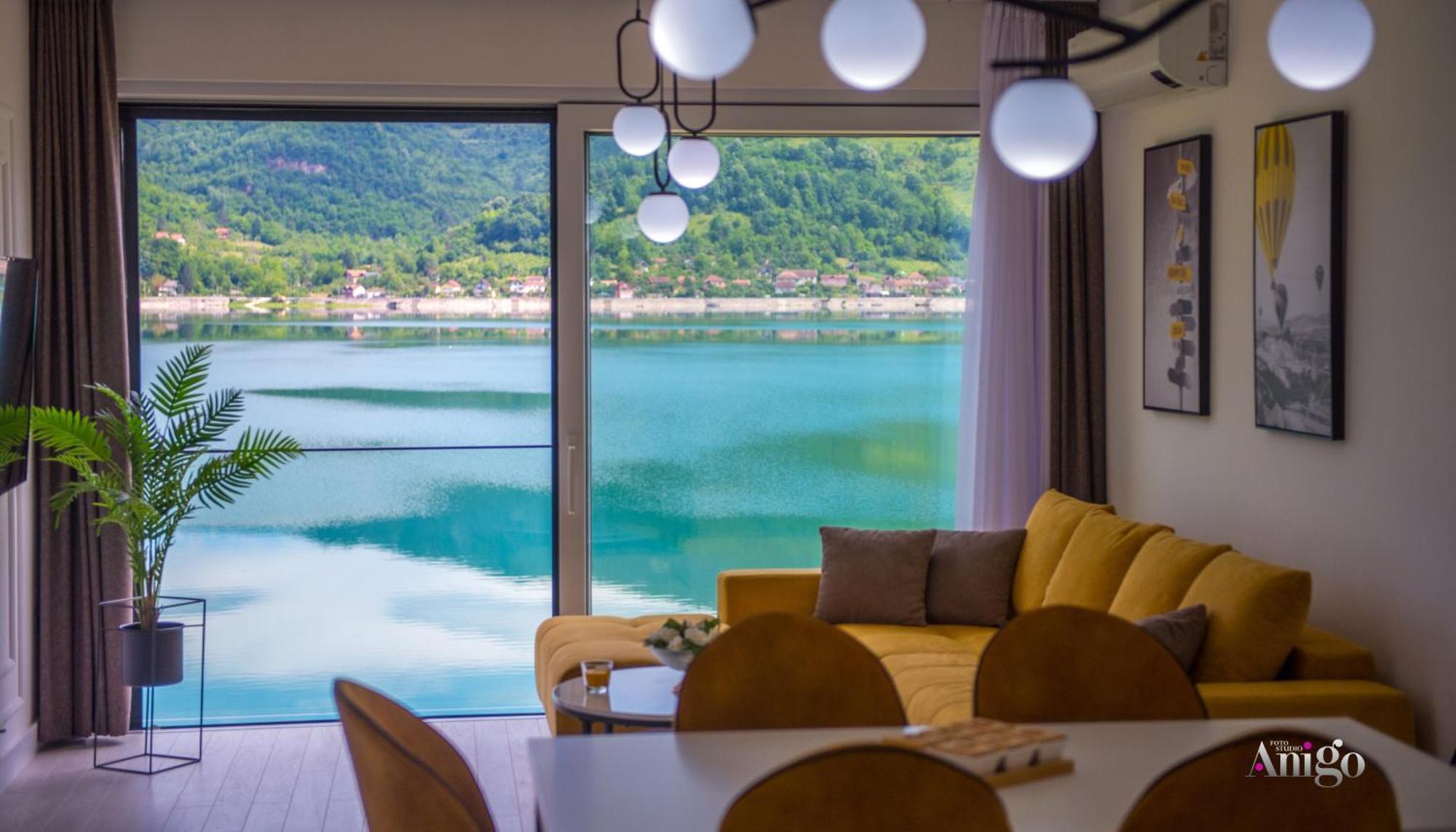 Royal Terrace Apartments 코니츠 외부 사진
