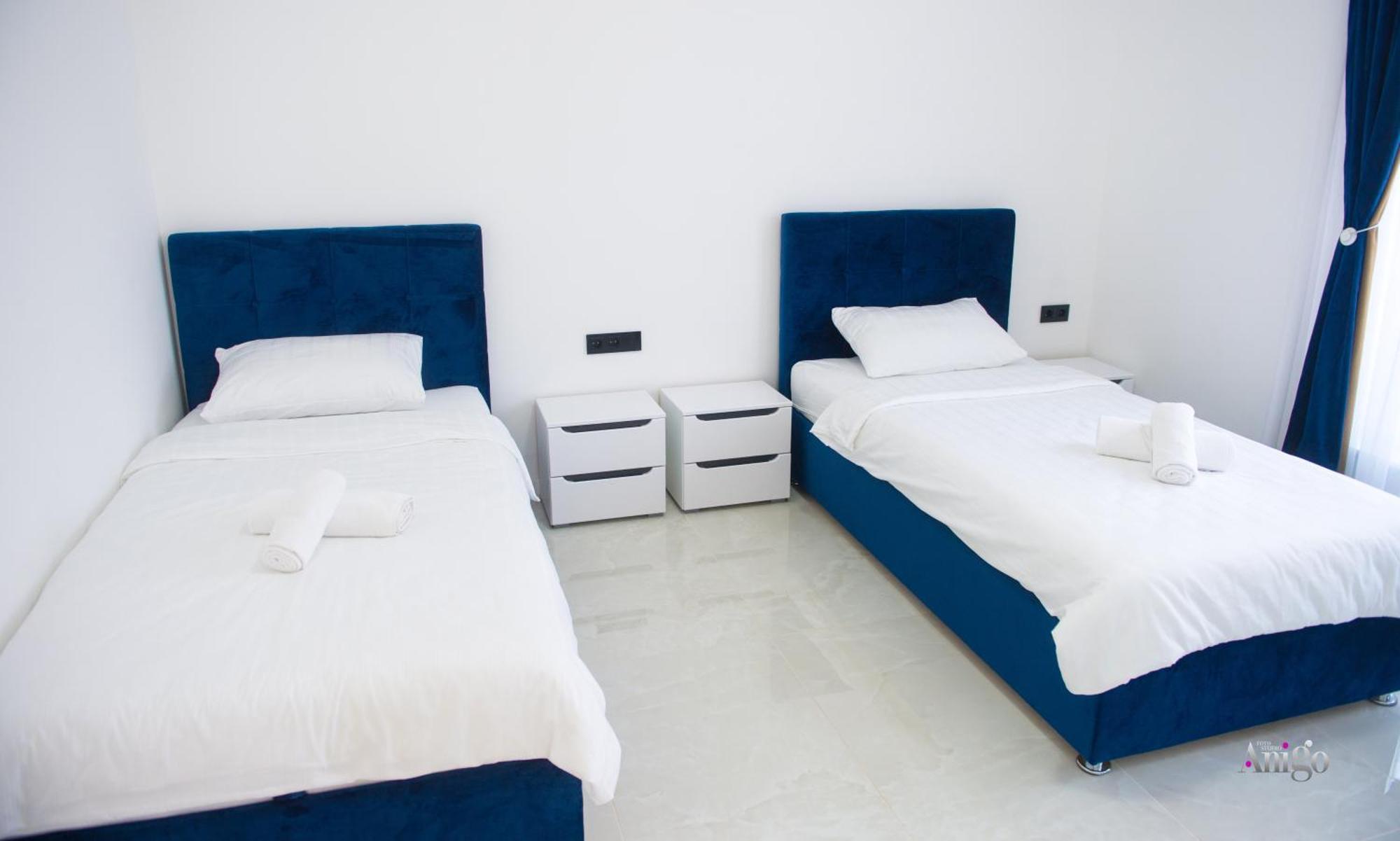 Royal Terrace Apartments 코니츠 외부 사진
